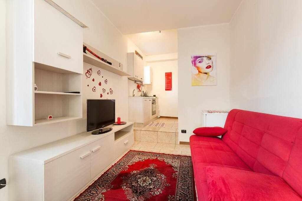 コモCasa Il Porticciolo Cernobbio Houseアパートメント エクステリア 写真