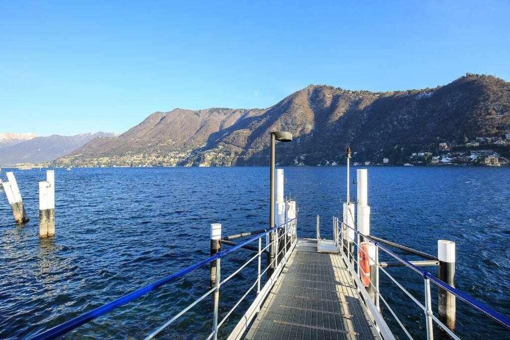 コモCasa Il Porticciolo Cernobbio Houseアパートメント エクステリア 写真