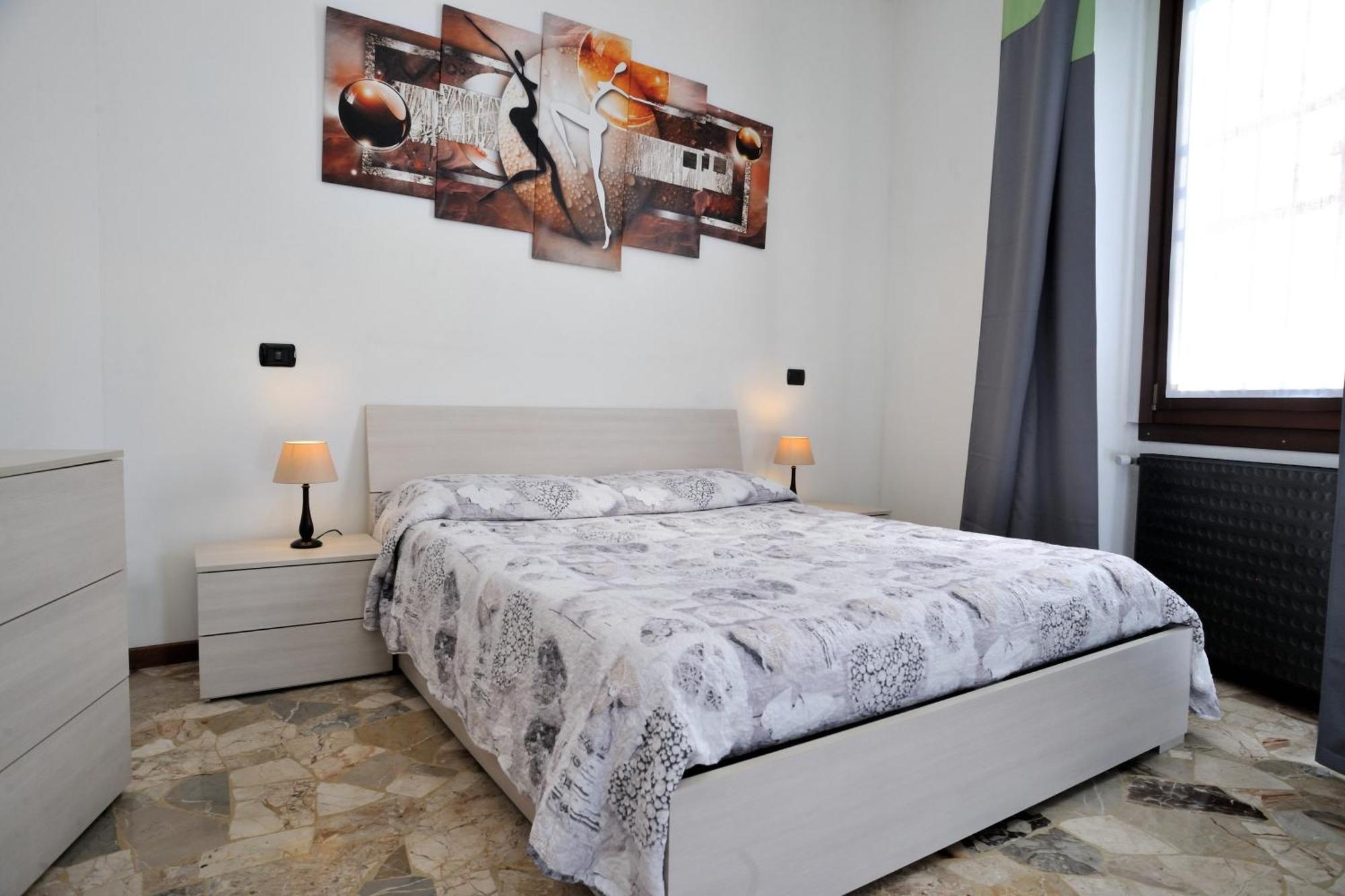 コモCasa Il Porticciolo Cernobbio Houseアパートメント エクステリア 写真